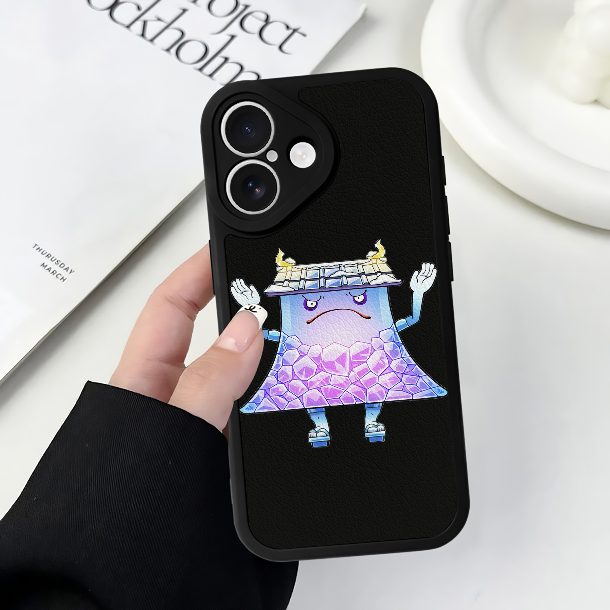 （画像用） 妖怪ウォッチ Yo-kai Watch 【iPhone 16シリーズ対応】シリコンスマホケース（レザー調） 材質：シリコン
